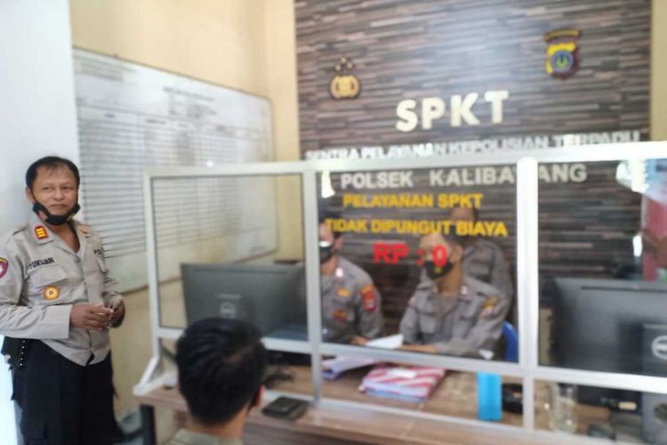 T (58) asal Pedukuhan Salak Malang, Kalurahan Banjarharjo, Kapanewon Kalibawang, Kabupaten Kulon Progo, Daerah Istimewa Yogyakarta, melaporkan calon besannya ke Polsek Kalibawang.