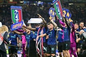 Hasil Inter Milan Vs Parma 2-0: Inter Juara Liga Italia!