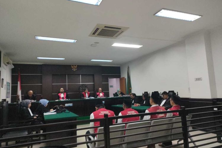 Buat dan Sebar Video Asusila, Dua ASN di Banten Divonis 1 Tahun 3 Bulan Penjara