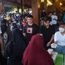 Chef Arnold hingga Tretan Muslim Bagikan 1.000 Takjil di Kampung Semarak Ramadhan Solo