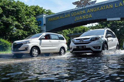 Masuk Musim Hujan, Ingat Bahaya Menerobos Banjir Buat Mesin