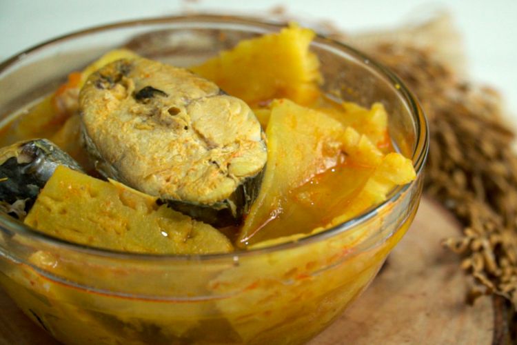 Lempah kuning ikan khas Bangka ala Instagram @my.foodplace. 