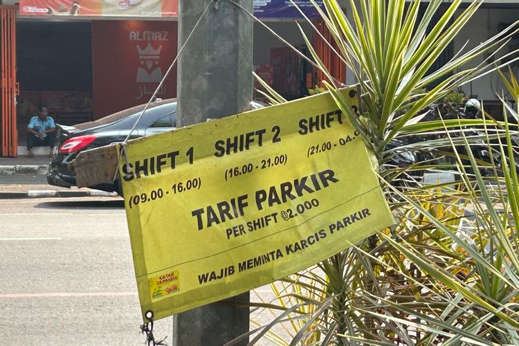 Ramai soal Tarif Parkir Sistem Shift di Solo, Dishub: Penarikannya Satu Kali Aja
