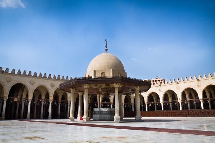 Nama Masjid Amr bin Ash diambil dari ayah Abdullah bin Amr