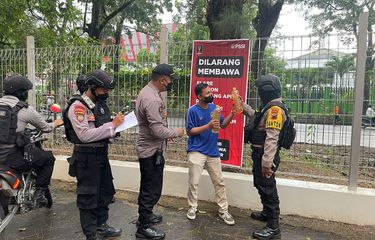 [POPULER NUSANTARA] Oknum Suporter PSIS Semarang ...