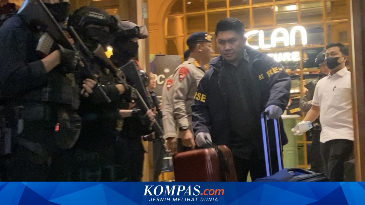 Polisi Angkut 4 Koper Isi Uang dan Dokumen serta 3 Saksi Usai Geledah Restoran di Cipete