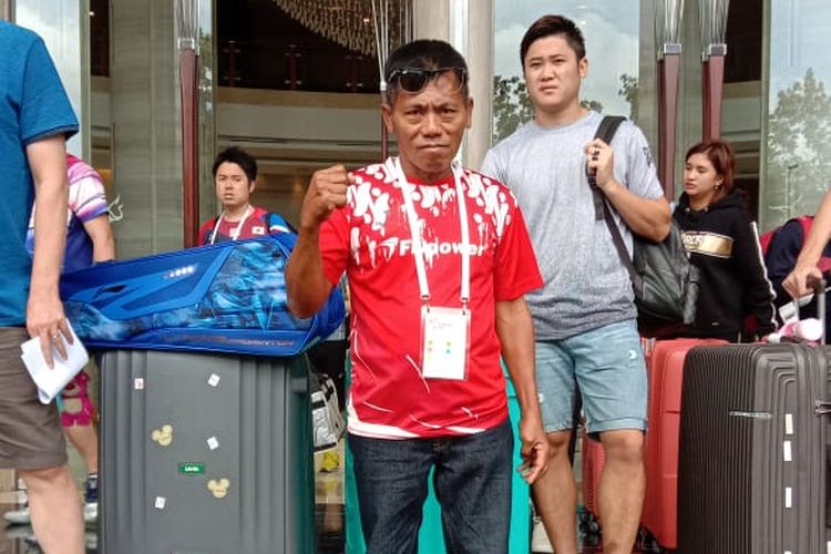 Haryanto, pecinta bulu tangkis Indonesia, yang selalu hadir menyaksikan berbagai pertandingan.