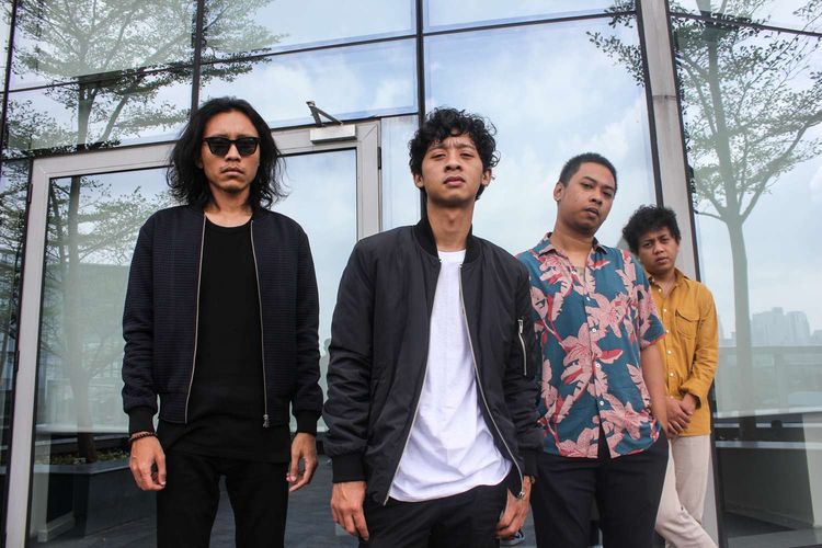 Grup band Coldiac saat Media visit di Kantor Redaski Kompas.com, Menara Kompas, Jakarta, Selasa(18/2/2020). Grup Band  Coldiac baru saja meriliris EP yang berjudul No Makeup.
