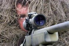 Tentara Wanita AS Ini Jadi Lulusan Pertama Sekolah Sniper Elite