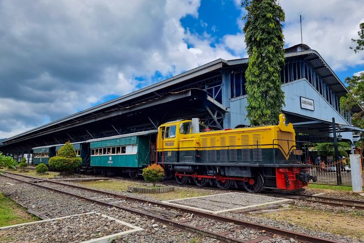 Kereta Wisata di Museum Kereta Api Ambarawa.