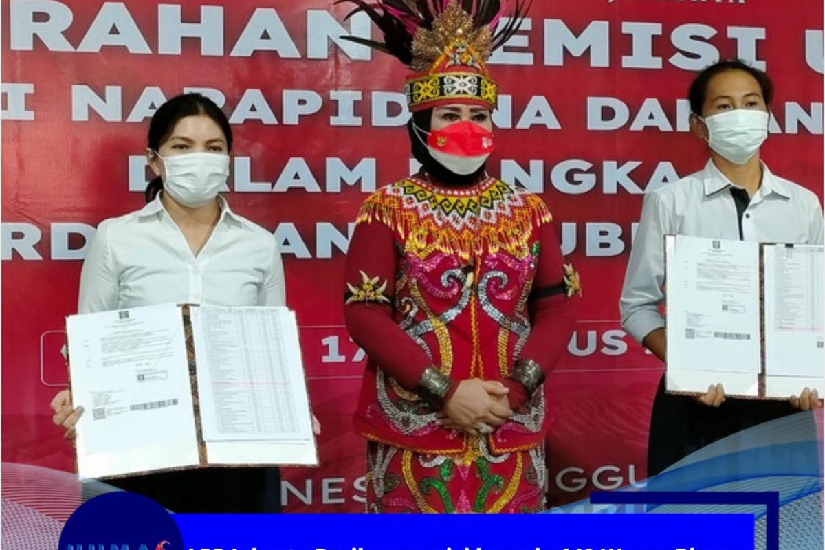 Sebanyak 149 narapidana di Lembaga Pemasyarakatan (Lapas) Perempuan Kelas IIA Pondok Bambu, Jakarta Timur, telah menerima remisi saat perayaan HUT ke-76 RI, Selasa (17/8/2021) kemarin.