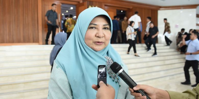 Anggota Komisi Iv Garis Kemiskinan Indonesia Di Bawah Standar Dunia