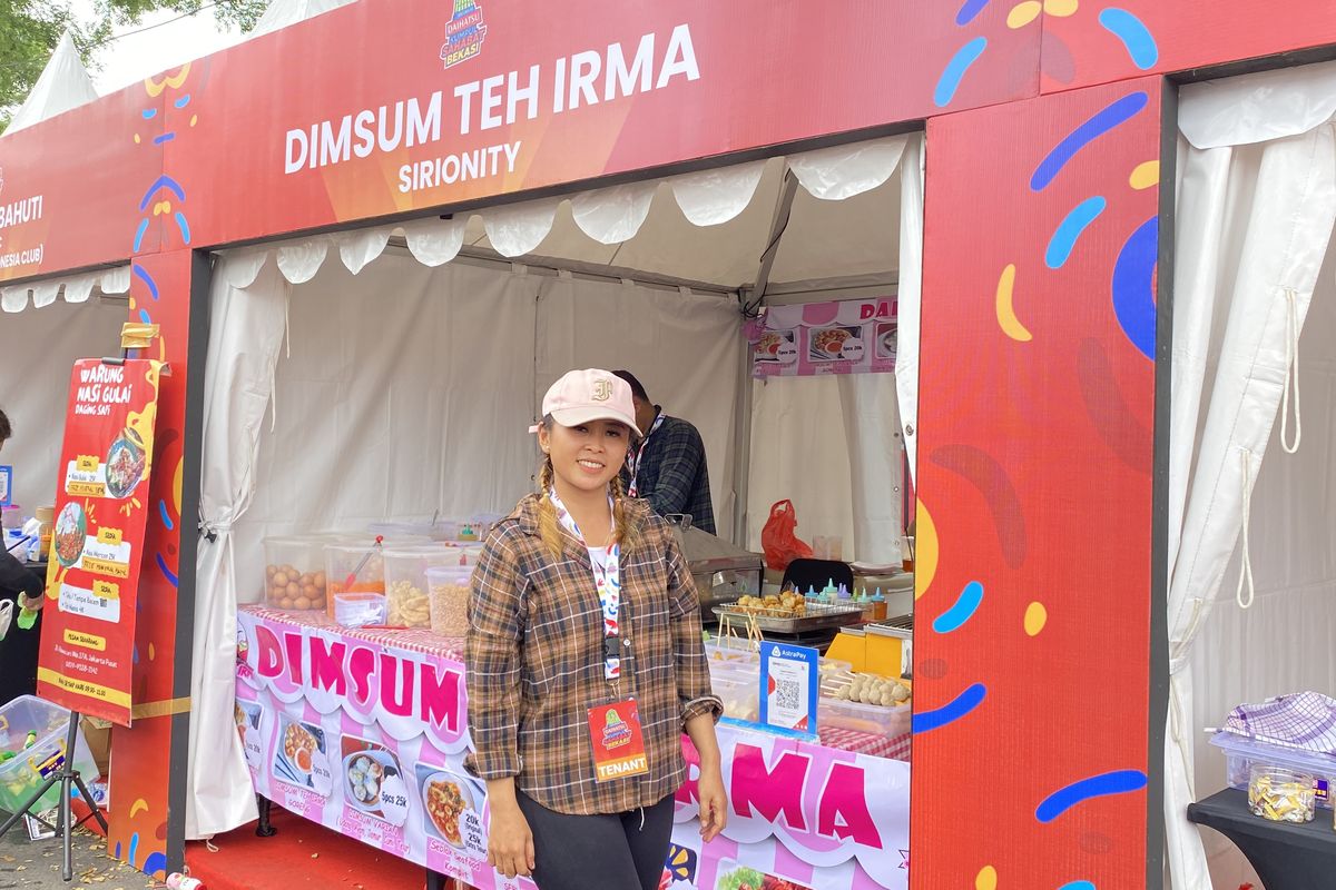 Liana, reseller Dimsum Teh Irma