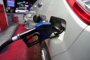 8 Penyebab Mobil Boros BBM yang Kerap Diabaikan