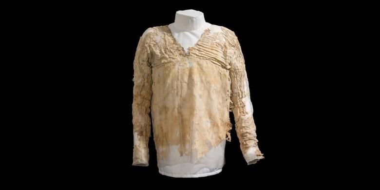 Gaun Tarkhan berusia 5.000 tahun dinobatkan sebagai gaun tertua di dunia.