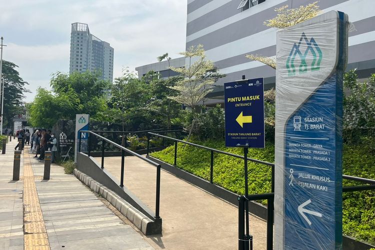 Akses Baru Stasiun Tanjung Barat Dinilai Hanya Untungkan Penghuni Apartemen