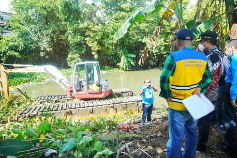Plt Gubernur Sulsel Sebut Banjir Makassar akibat Perumahan Tutupi Aliran Sungai