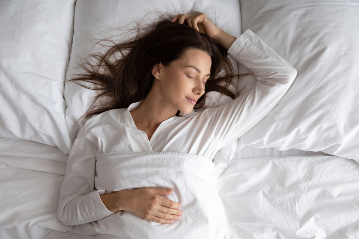 Mengetahui ciri tidur berkualitas sangatlah penting agar kesehatan tubuh tetap terjaga.