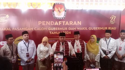 Nasir-Wardan Mendaftar Jadi Bakal Calon Gubernur Riau 