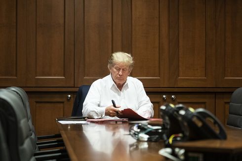 Donald Trump Positif Covid-19 Diberi Dexamethasone, Obat Apa Itu?