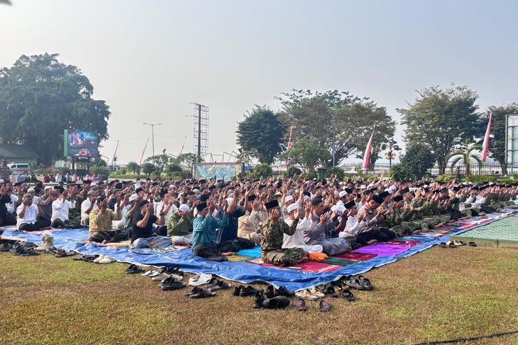 Samarinda Masuk Fase Siaga Kekeringan, Warga Gelar Salat Istisqa Memohon Hujan