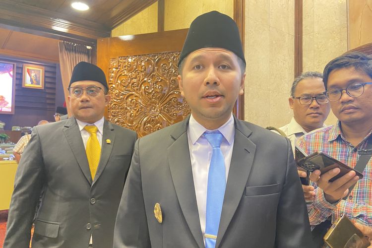Emil Dardak Beberkan Kendala di Balik Dana MBG yang Tak Kunjung Cair