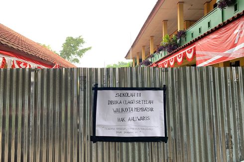 Akses Sekolah Ditutup, Siswa SDN V Bantargebang Belajar dari Rumah