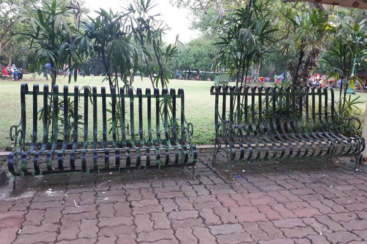 Objek Wisata Ragunan, Senin (18/6/2018)