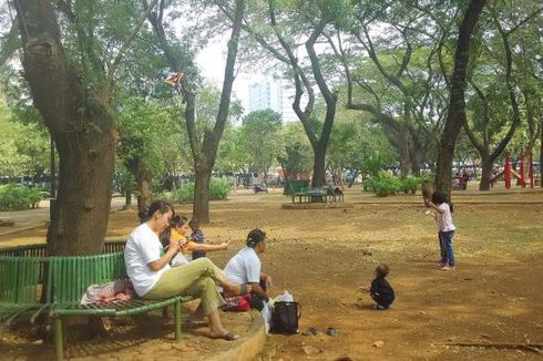 Bersantai Tanpa Gangguan PKL di Monas