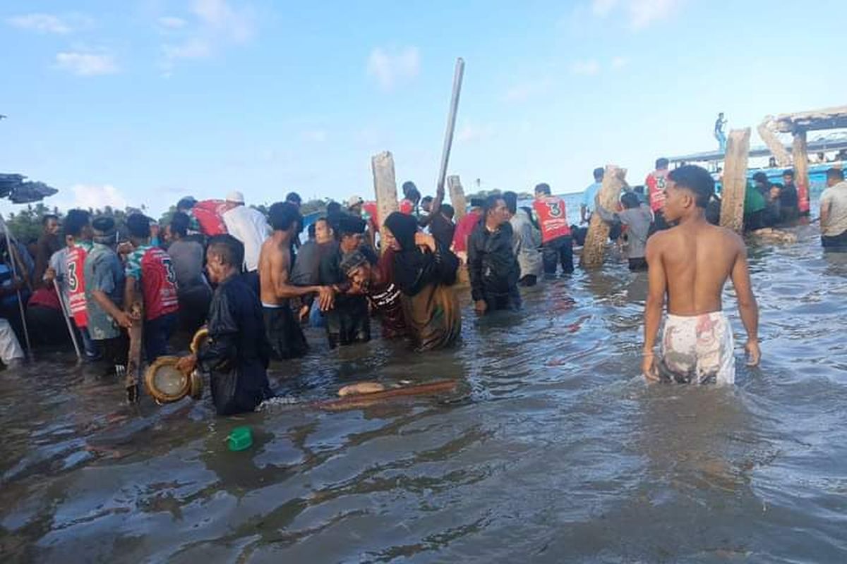 Tragedi Jembatan Ambruk di Pulau Hatta, 5 Korban Dimakamkan Hari Ini