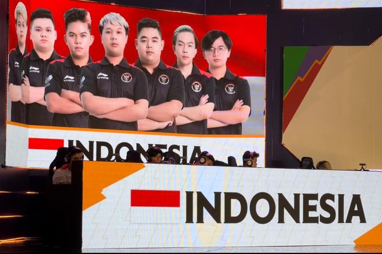 Timnas Mobile Legends Indonesia ketika menghadapi Filipina pada final SEA Games 2021 yang berlangsung di Vietnam National Convention Center, Jumat (20/5/2022).