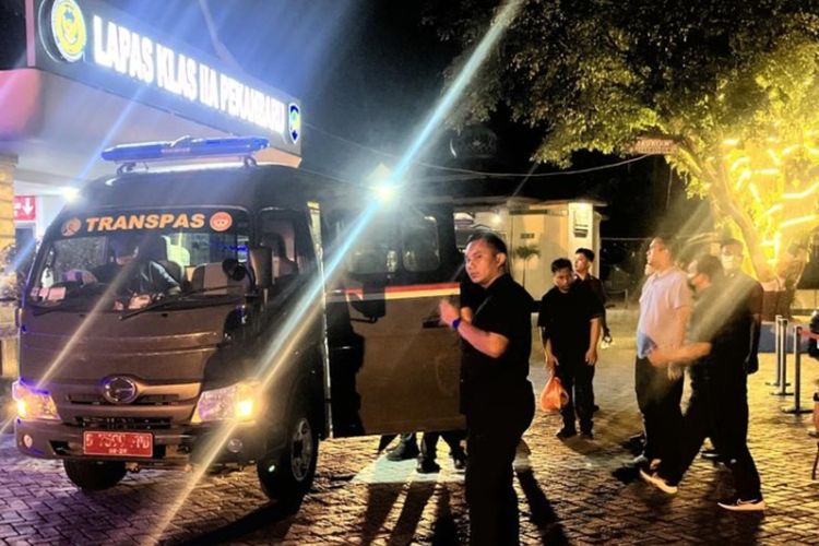 2 Tahanan yang Kabur dari Rutan Siak Dipindahkan ke Nusakambangan