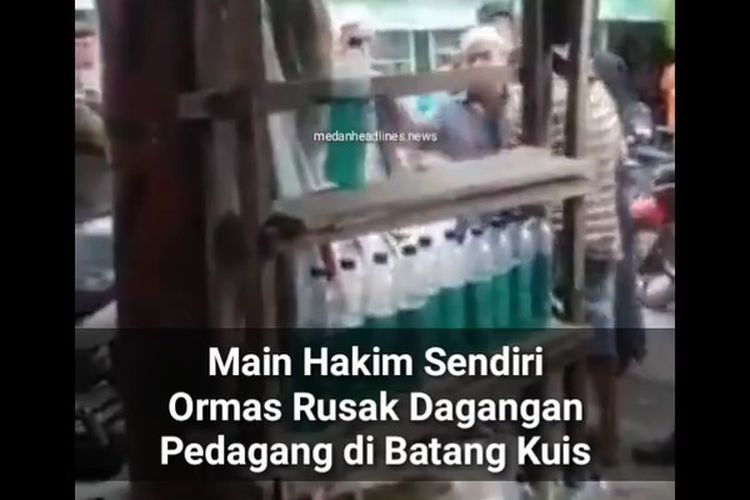 Pertemuan kedua belah pihak setelah video penutupan paksa warung tuak di Batang Kuis, Deli Serdang viral di media sosial. Kedua belah pihak sudah saling memaafkan namun pihak pemilik warung tetap membuat laporan polisi.