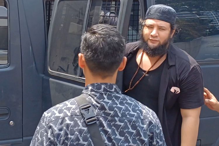 Mantan artis Ammar Zoni kembali terjerat kasus narkoba.