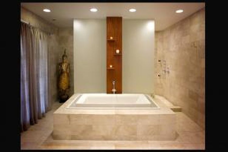 Kamar mandi dengan bathtub sudah jadi modal pertama, kemudian dilanjutkan dengan langkah-langkah berikutnya yang lebih sederhana untuk mewujudkannya.
