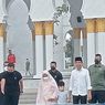  Kunjungi Masjid Raya Sheikh Zayed, Jokowi Shalat Dhuha Bersama Iriana dan Jan Ethes
