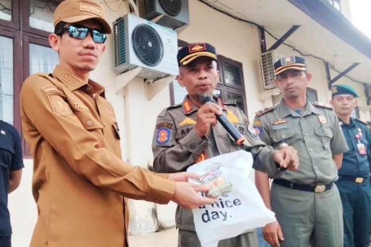 Viral Dugaan Satpol PP Rampas Uang Pengemis Tuna Netra, Pemkab Aceh Barat Buka Fakta Sebenarnya