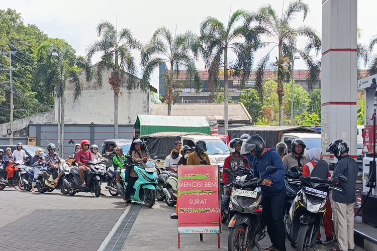 Pertamina Sebut Antrean Pertalite di Lumajang Dipicu Kemacetan Ketapang Banyuwangi