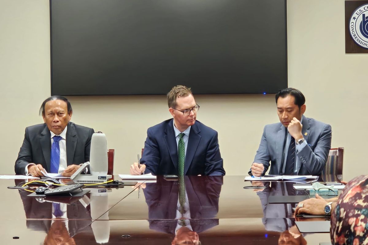 Delegasi Badan Anggaran (Banggar) Dewan Perwakilan Rakyat (DPR) Republik Indonesia (RI) saat melakukan kunjungan kerja ke Congressional Budget Office (CBO) di Washington D.C. Amerika Serikat (AS).