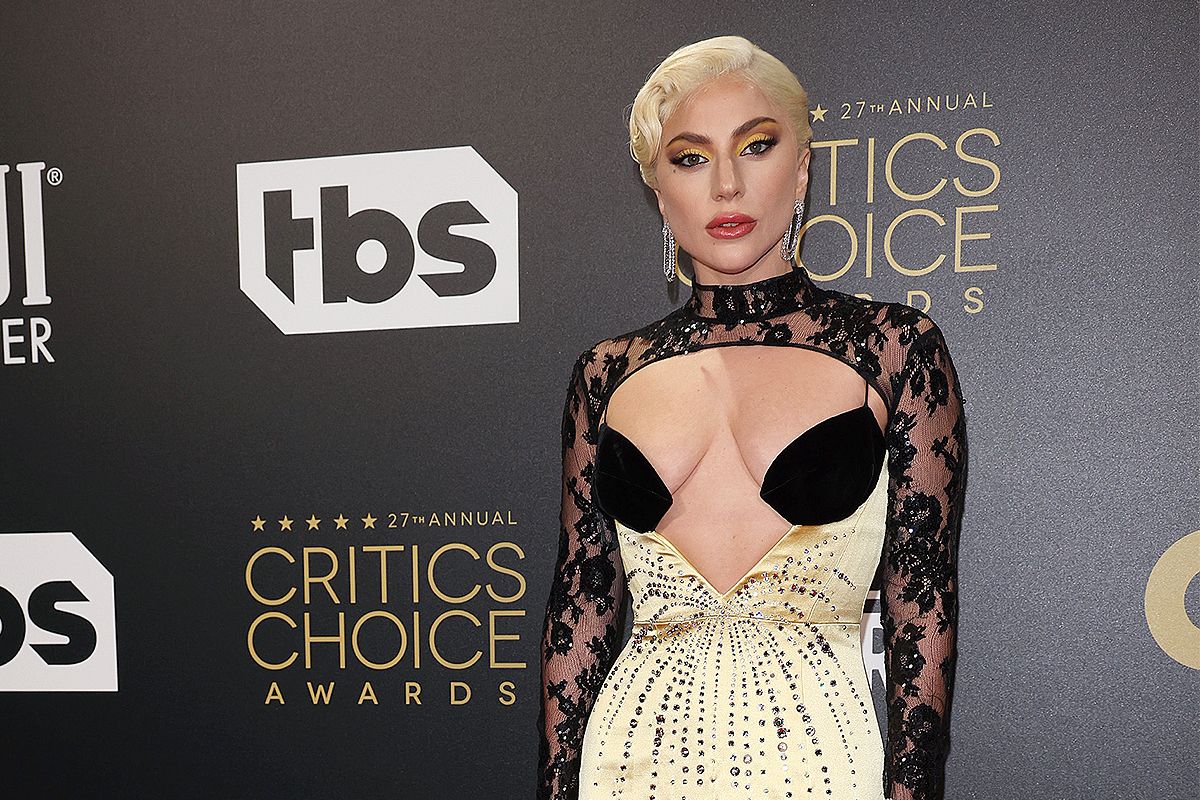 LONDON, ENGLAND - 13 Maret 2022: Lady Gaga tiba di 27th Annual Critics Choice Awards London bertempat di Savoy Hotel.