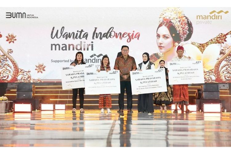 Bank Mandiri meluncurkan inisiatif baru untuk memperkuat kelompok tenun tradisional di Bali, Lombok, dan Kupang. 