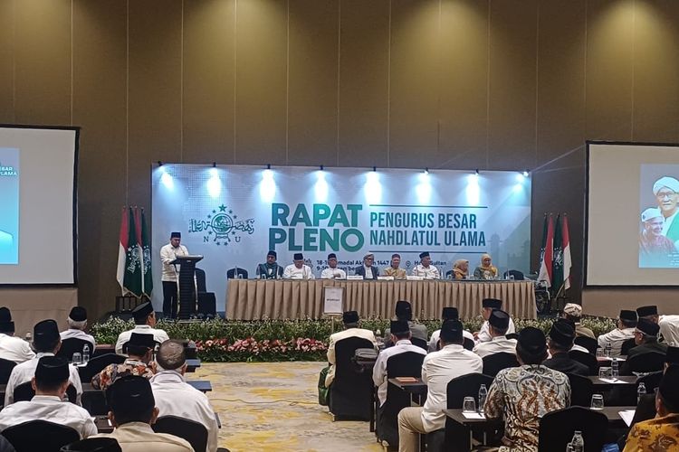 Suasana Rapat Pleno Pengurus Besar Nahdlatul Ulama (PBNU) yang digelar pada Selasa (9/12/2025) di Hotel Sultan, Jakarta.