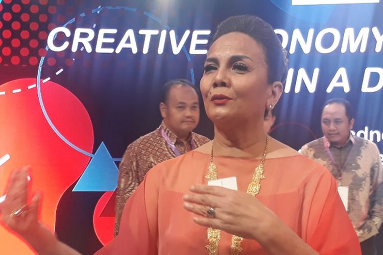 Christine Hakim diabadikan usai ditemui dalam acara Creative Economy and Cultural Industries in a Digital World di Hotel Harris Vertu, Harmoni, Jakarta, Rabu ( 29/3/2017).