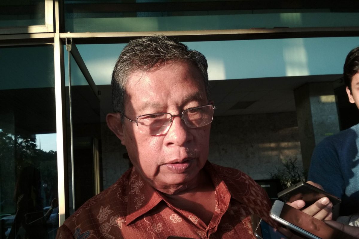 Menteri Koordinator Perekonomian RI, Darmin Nasution Ketika Ditemui di Kantornya, Jakarta, Jumat (9/6/2017).