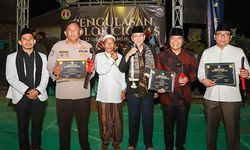 Hadiri Tradisi Pengulasan Golok Ciomas, Al Muktabar Ajak Masyarakat Lestarikan Budaya Banten