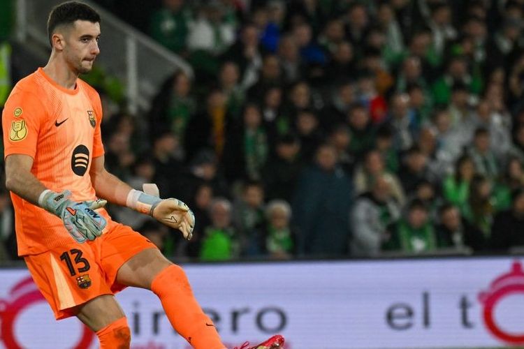 Joan Garcia Absen 3 Pekan, Terancam Lewatkan Laga Lawan Atletico Madrid