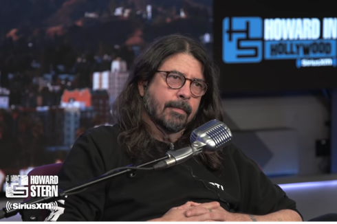 Mengaku Nyaris Tuli, Dave Grohl: Saya Membaca Bibir Selama 20 Tahun