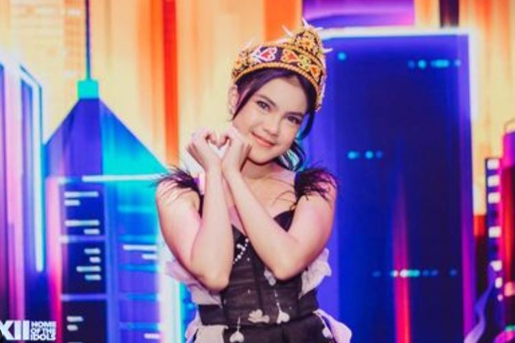 Raisa Syarla Mariza (19) tereliminasi dari babak Spektaluler Show 10 Indonesian Idol XII yang digelar Senin (10/4/2023).