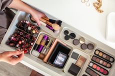 Dosen UGM: Ini Bahaya Makeup Palsu dan Cara Menghindarinya