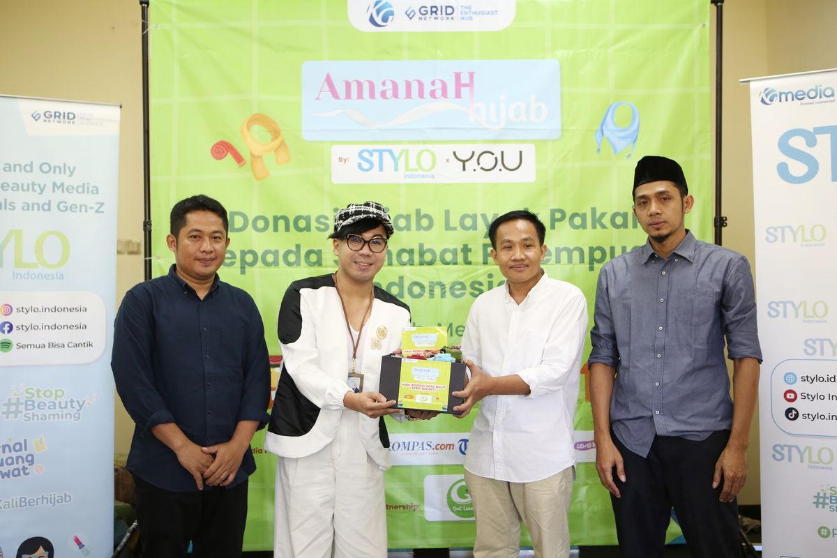 Donasi Stylo Indonesia dan YOU Beauty untuk Yayasan Amal Khair Yasmin